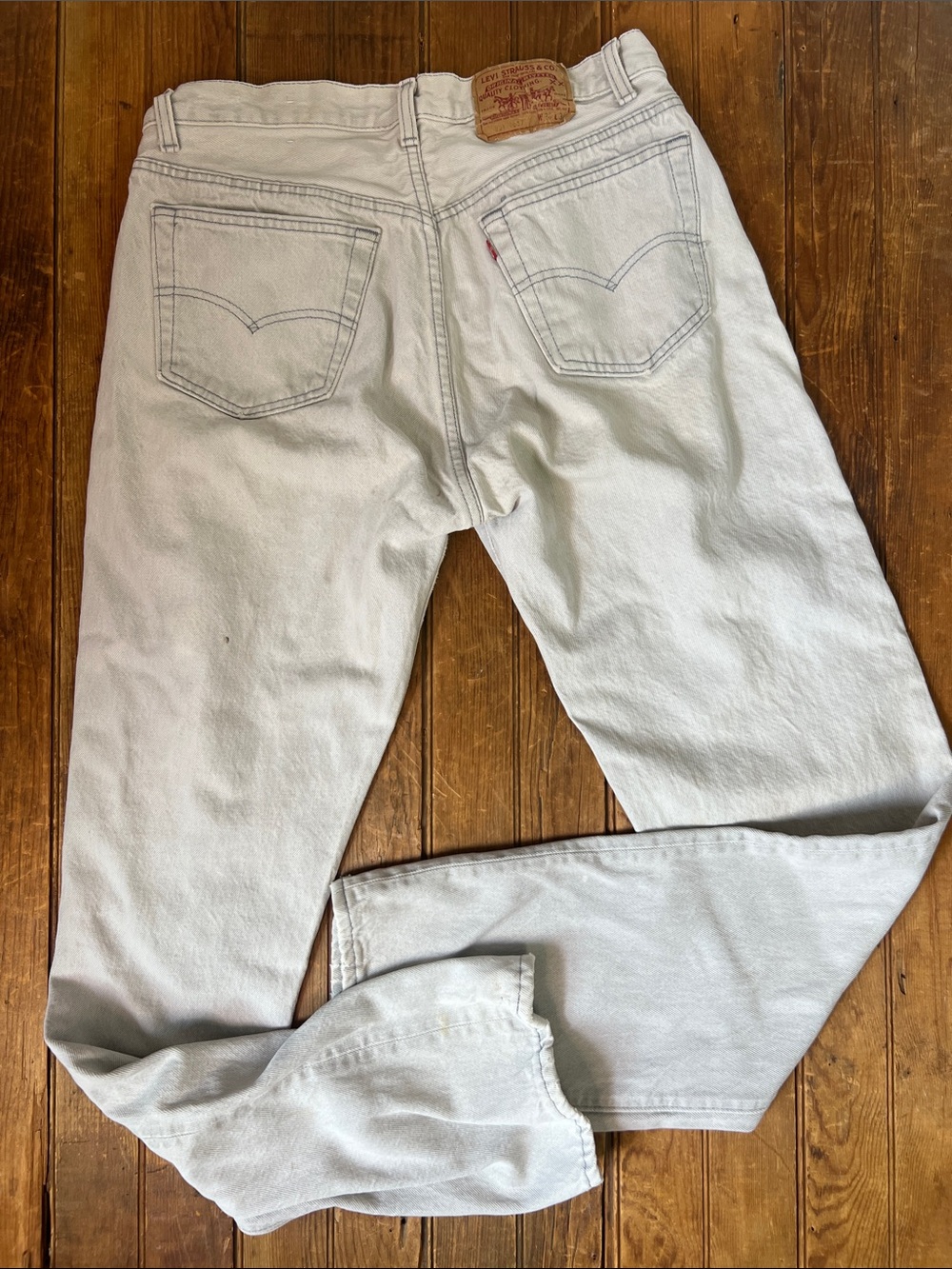 Vintage 80s Levi's 501 Jeans Men's Light Denim made in USA size 34 34